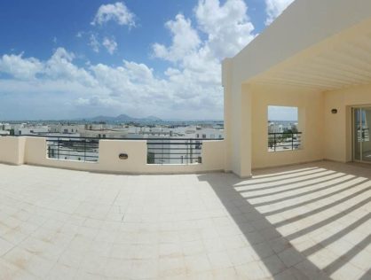 Penthouse de 350M² avec Vue sur LAC